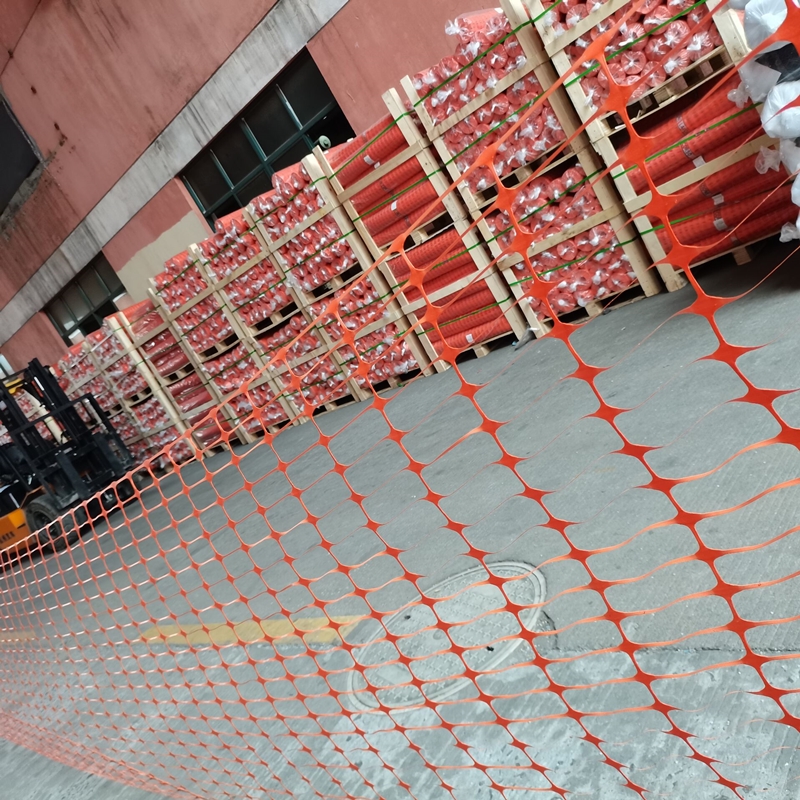Cerca plástica flexible anaranjada impermeable de la malla de la seguridad vial del tráfico del PE para la red de la construcción
